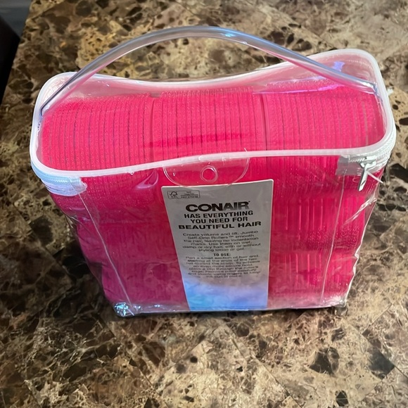 Conair Voluminous Curls Curlers - Picture 9 of 14